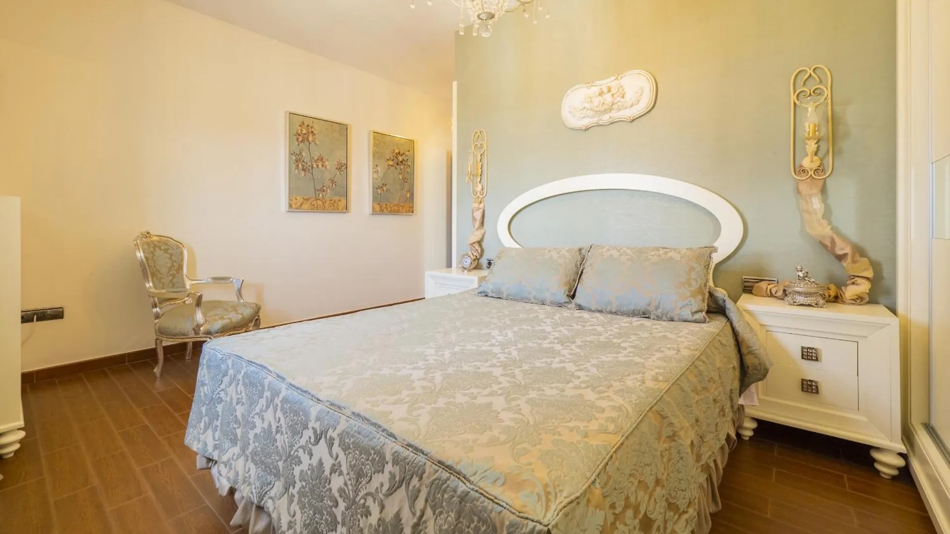 Cubo'S Villa Gabriela Coin Spain