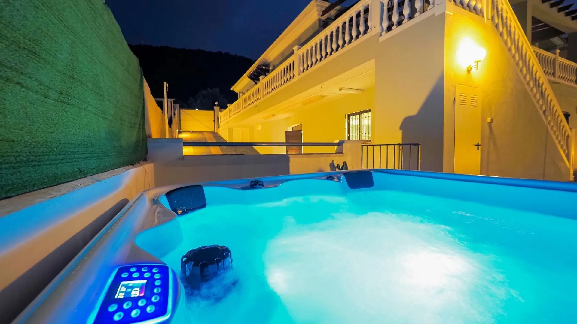 Cubo'S Villa Gabriela Coin Spain