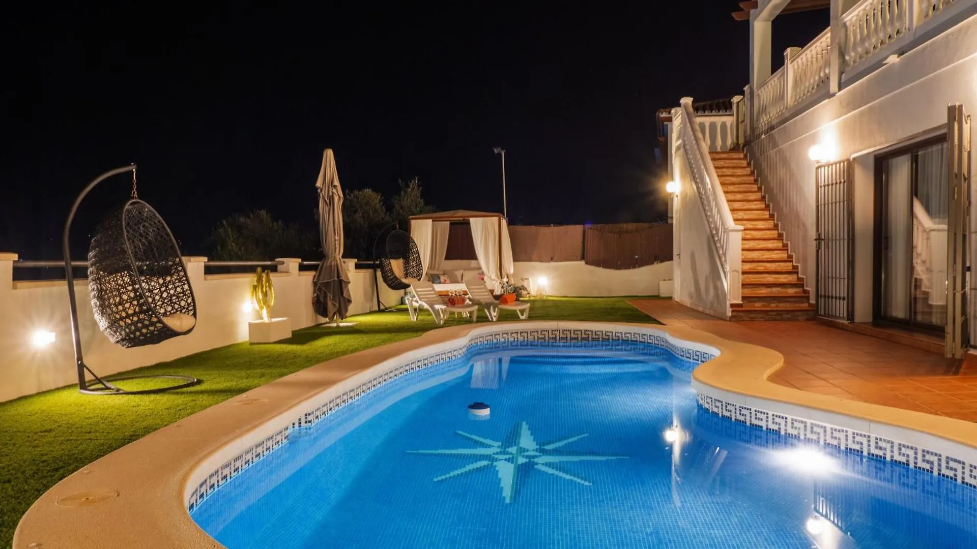 Cubo'S Villa Gabriela Coin