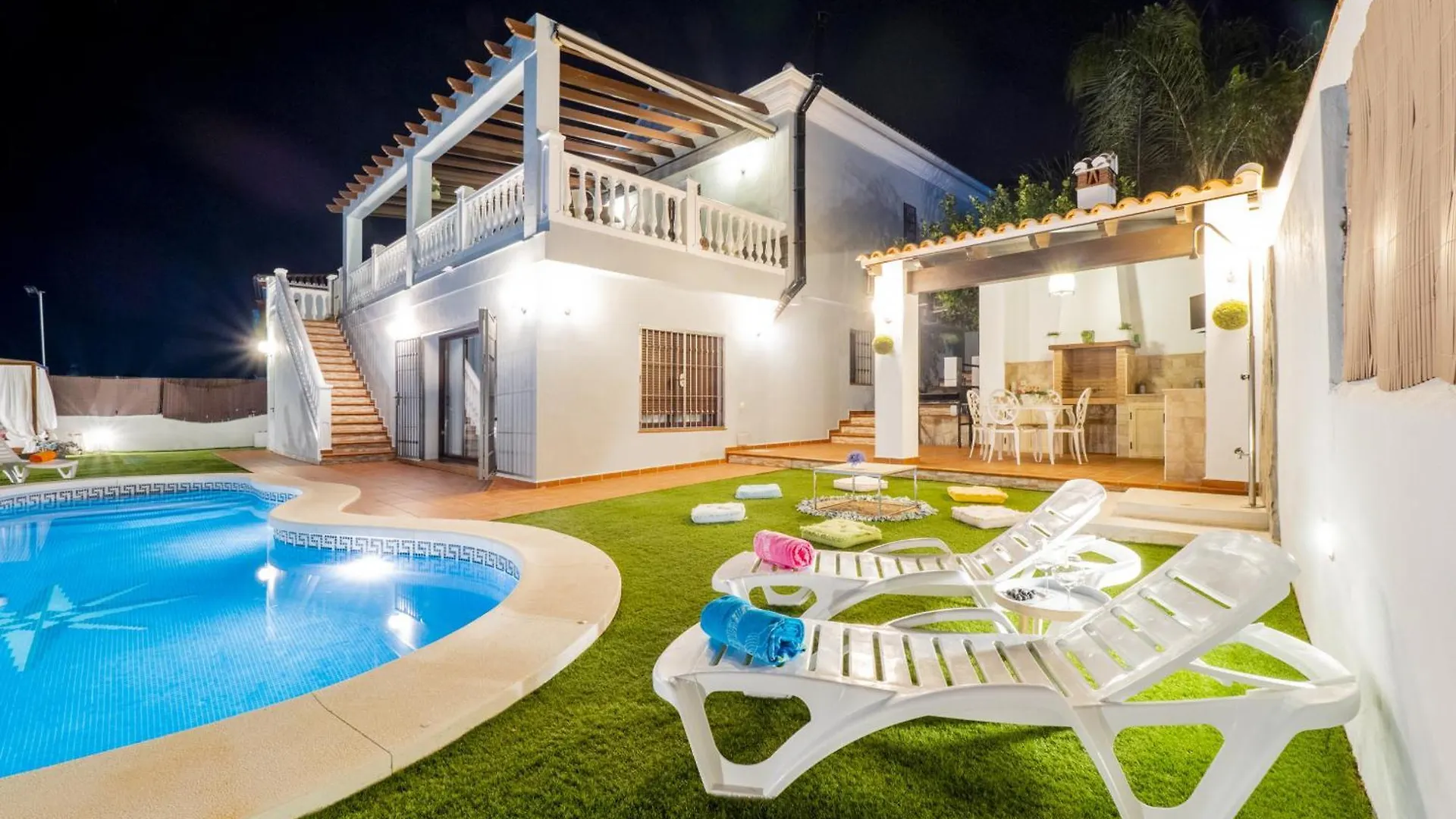 Cubo'S Villa Gabriela Coin