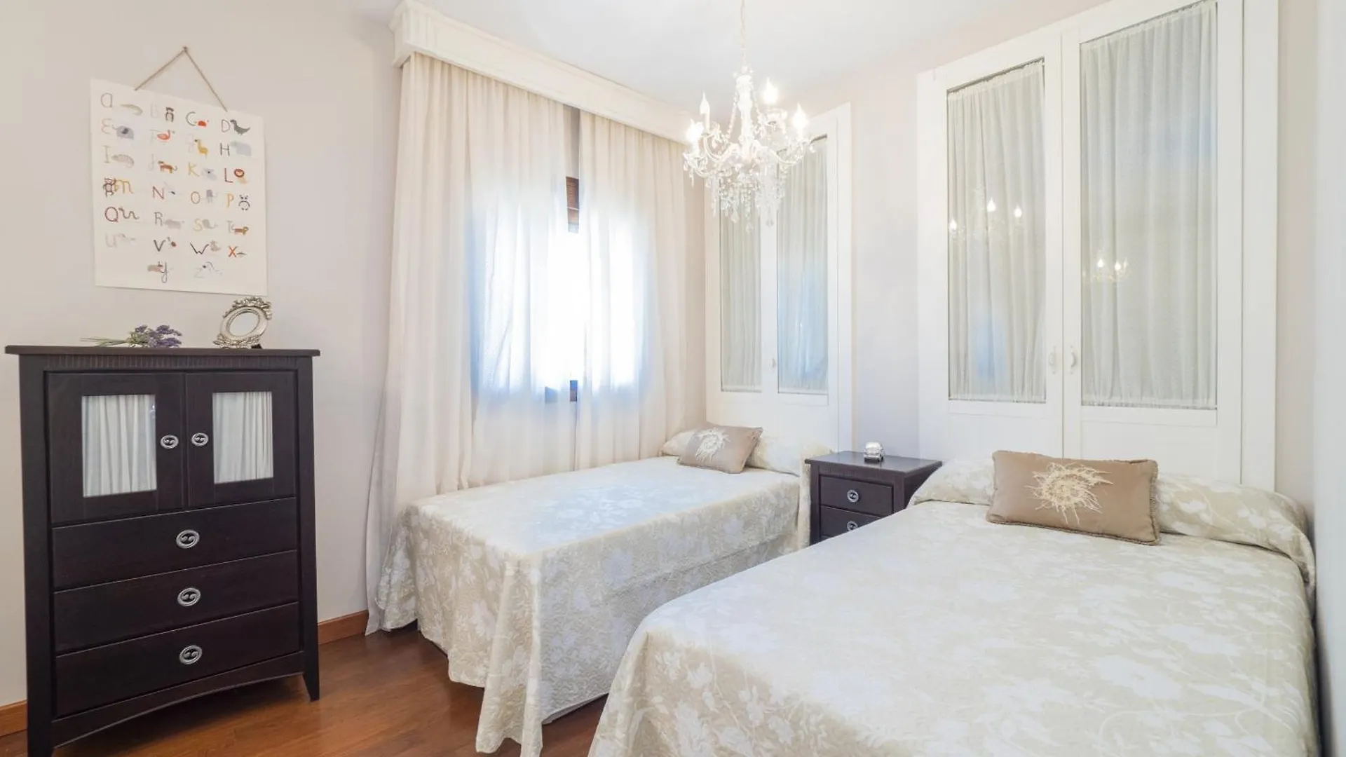 Cubo'S Villa Gabriela Coin